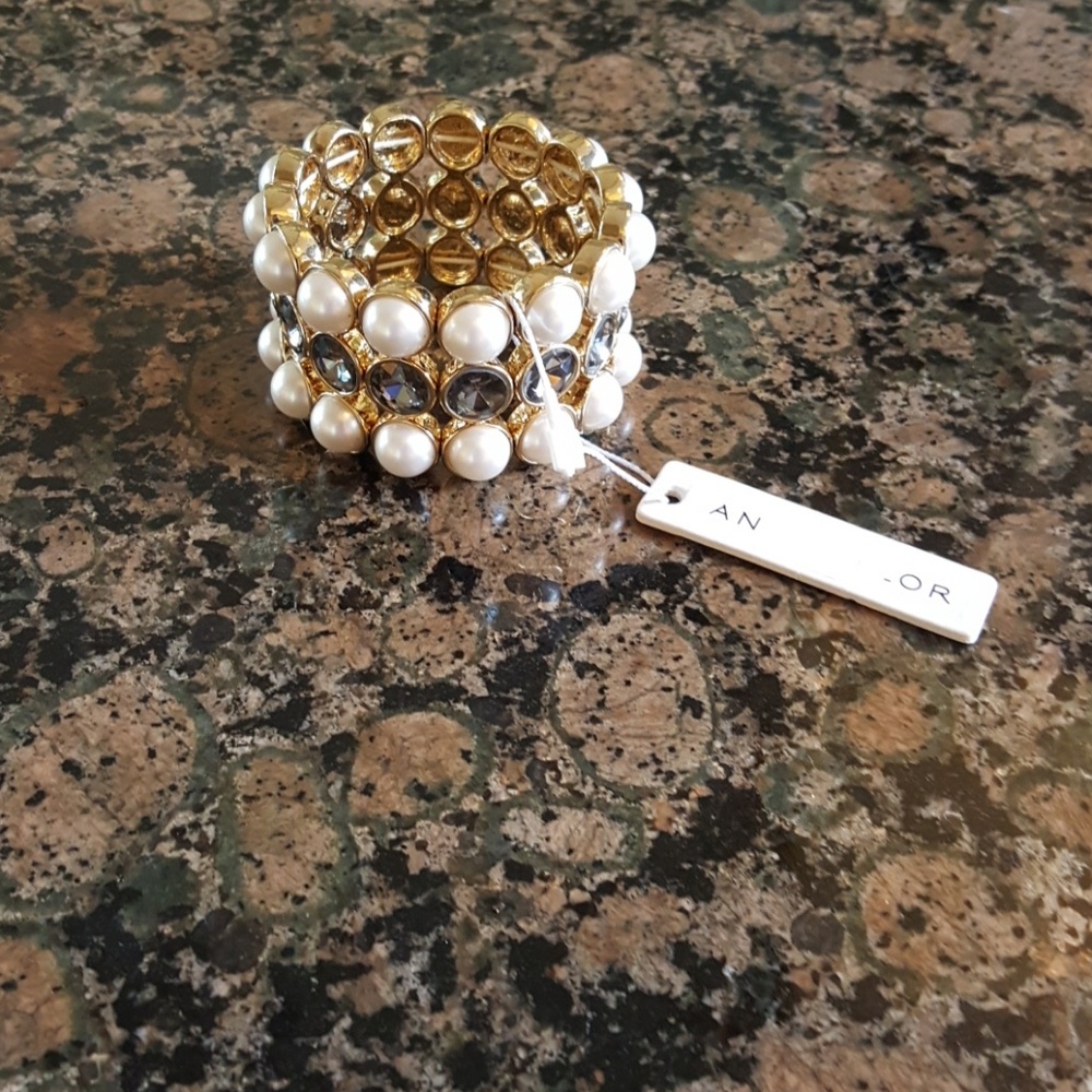 NWT Chunky bracelet